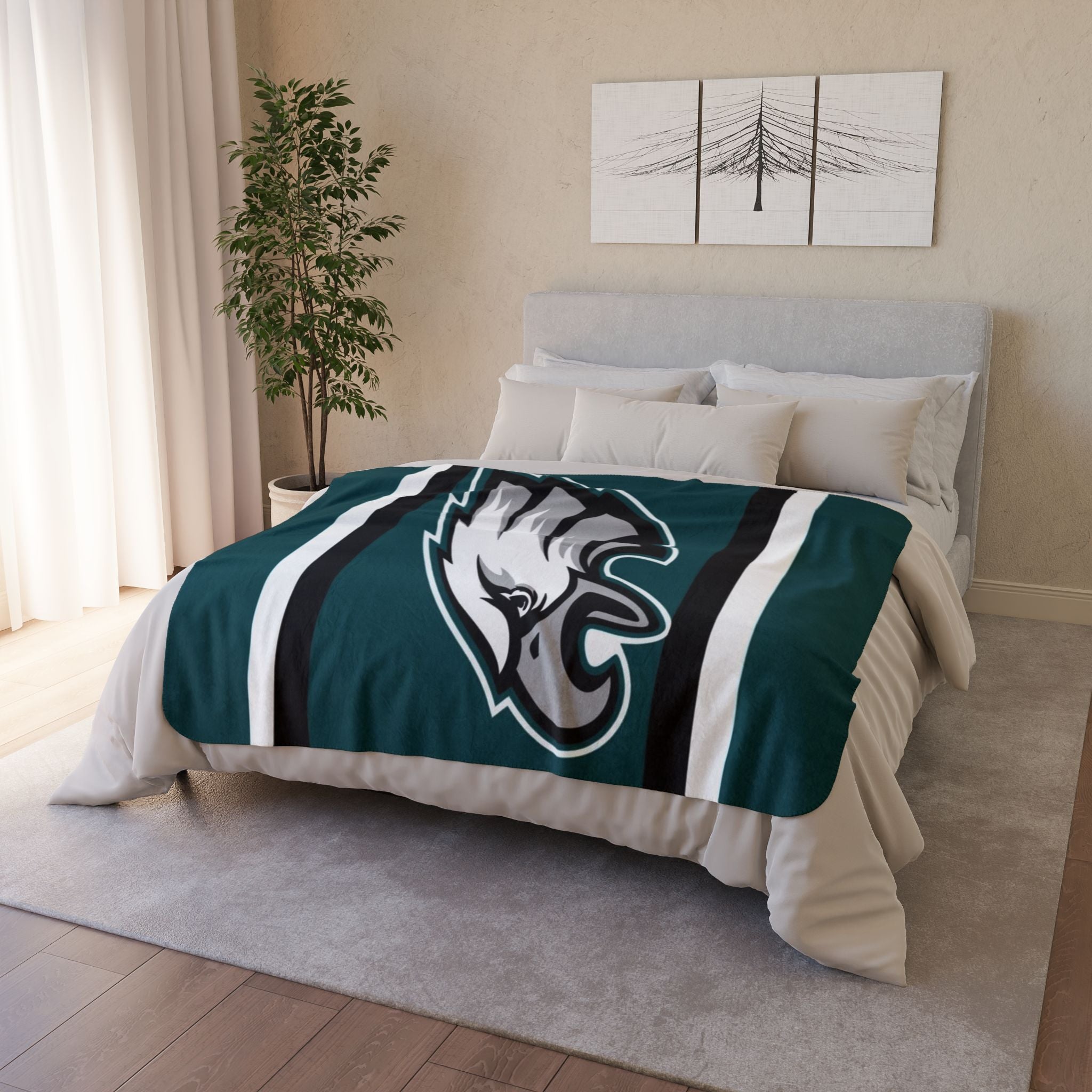 Philadelphia Eagles Sherpa Fleece Blanket - NFL Team Logo Throw